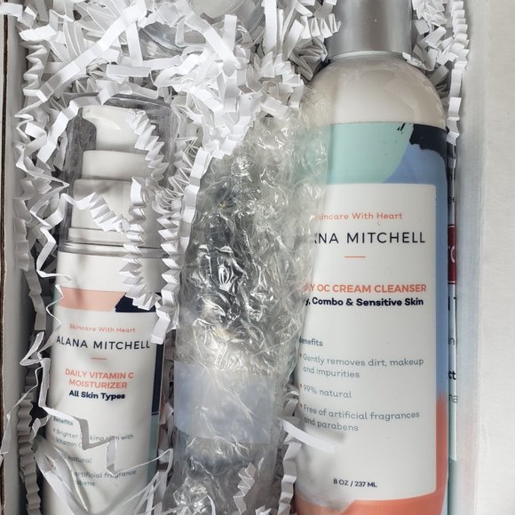 Alana Mitchell Organic Anti-Aging Retinol Skincare Kit - Picture 8 of 10